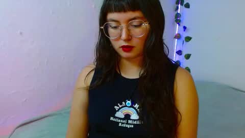 Snapshot of mily_baker chatting on January 28, 2025, 9:40 pm mily_baker online show from January 28, 2025, 9:40 pm