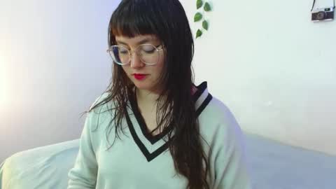 Snapshot of mily_baker chatting on February 27, 2025, 9:36 pm mily_baker online show from February 27, 2025, 9:36 pm
