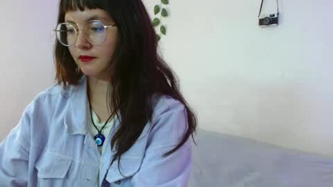 Snapshot of mily_baker chatting on March 3, 2025, 5:50 pm mily_baker online show from March 3, 2025, 5:50 pm
