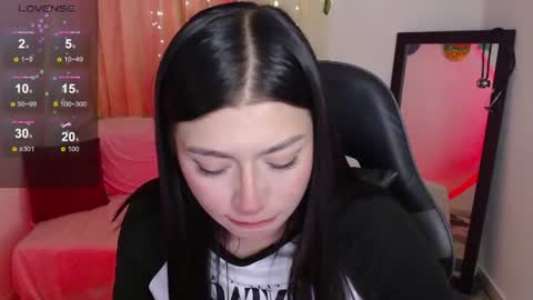 Mily online show from June 11, 2026, 2:53 am