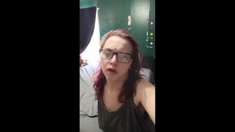 mimi142 online show from April 14, 2026, 2:01 pm