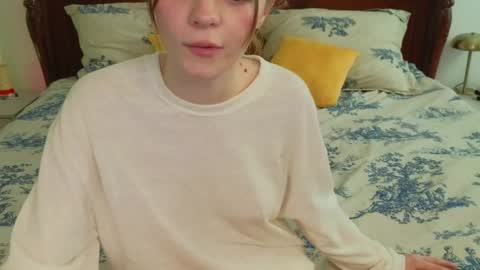 Snapshot of mimichelle chatting on February 21, 2025, 5:46 am mimichelle online show from February 21, 2025, 5:46 am