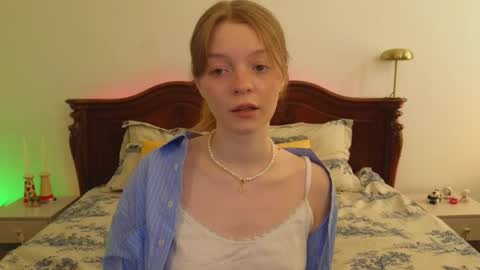 Snapshot of mimichelle chatting on February 28, 2025, 4:43 am mimichelle online show from February 28, 2025, 4:43 am