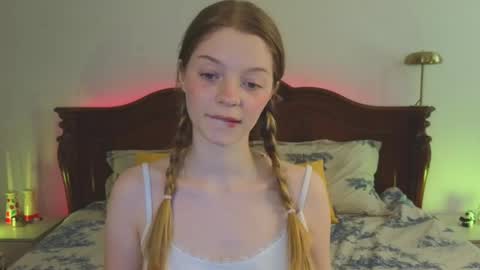 Snapshot of mimichelle chatting on March 1, 2025, 10:02 am mimichelle online show from March 1, 2025, 10:02 am