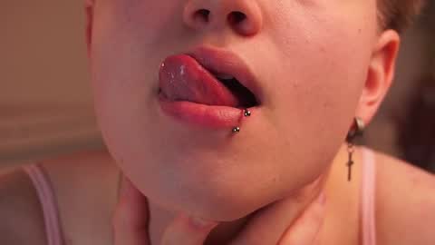 Sonya online show from November 13, 2025, 3:00 pm