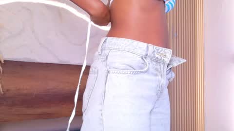 mimis_park online show from July 6, 2026, 10:12 am
