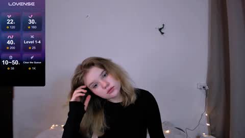 hi Im Mina  online show from December 30, 2024, 4:53 am