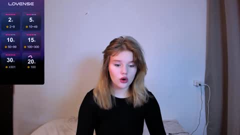 hi Im Mina  online show from January 7, 2025, 1:28 am