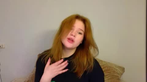 Snapshot of mina27372 chatting on February 9, 2026, 9:57 am hi Im Mina online show from February 9, 2026, 9:57 am