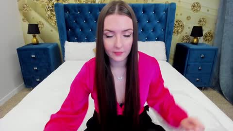 minchelskatrina online show from December 16, 2024, 12:16 pm