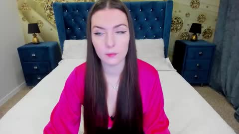 minchelskatrina online show from February 13, 2026, 9:05 am