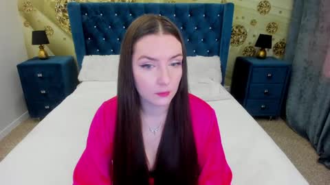 minchelskatrina online show from April 12, 2026, 7:57 am