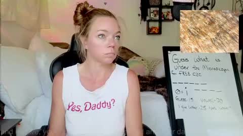 Mindy Mars online show from July 8, 2026, 2:43 pm