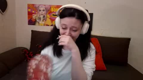 Snapshot of mindyrives chatting on February 16, 2026, 7:15 am Mindy online show from February 16, 2026, 7:15 am