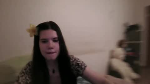 Amelia online show from October 23, 2025, 8:24 am