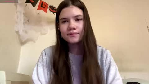 Amelia online show from November 2, 2025, 6:05 am