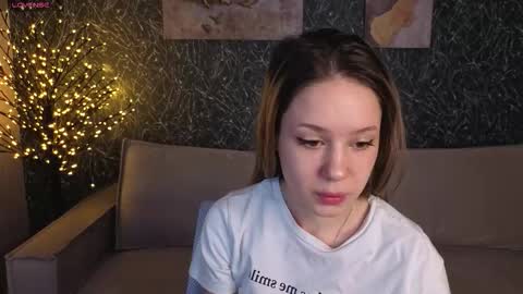 Snapshot of mini_allice chatting on February 17, 2026, 1:13 am Allice online show from February 17, 2026, 1:13 am