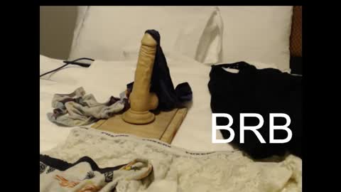 minime1920 online show from February 26, 2026, 2:43 am