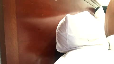 Snapshot of minniehunney chatting on October 18, 2025, 11:33 am minniehunney online show from October 18, 2025, 11:33 am