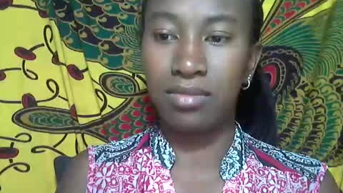 Snapshot of minouch211907 chatting on October 1, 2025, 4:40 am minouch211907 online show from October 1, 2025, 4:40 am