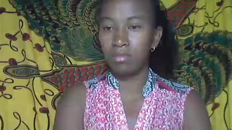 Snapshot of minouch211907 chatting on October 9, 2025, 1:36 am minouch211907 online show from October 9, 2025, 1:36 am