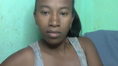 minouch211907 online show from May 15, 2026, 2:07 am