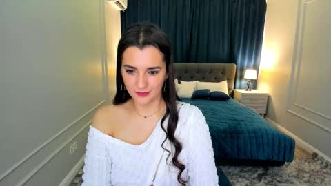 Jessi online show from September 19, 2025, 1:12 pm