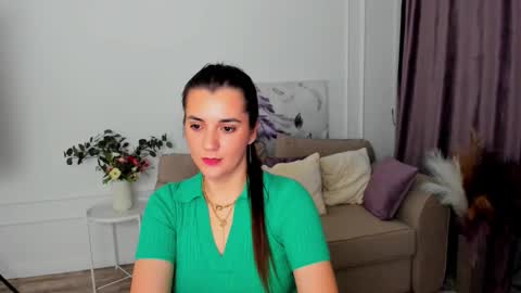 Jessi online show from September 30, 2025, 7:52 pm