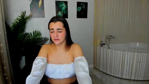 Jessi online show from October 6, 2025, 7:22 pm