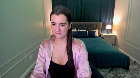 Jessi online show from October 7, 2025, 7:33 pm