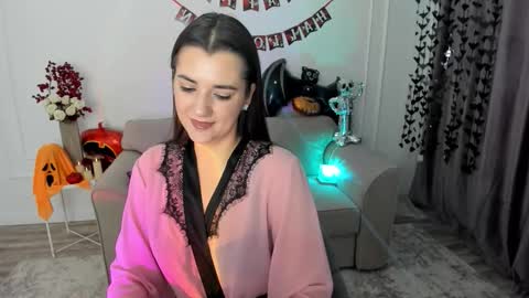 Jessi online show from October 14, 2025, 3:40 am