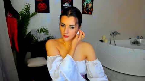 Jessi online show from November 2, 2025, 4:04 am