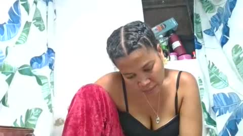 Snapshot of miora620846 chatting on May 26, 2026, 4:25 pm miora620846 online show from May 26, 2026, 4:25 pm