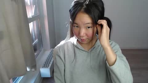 Snapshot of mira_g chatting on February 21, 2025, 12:17 pm mira_g online show from February 21, 2025, 12:17 pm