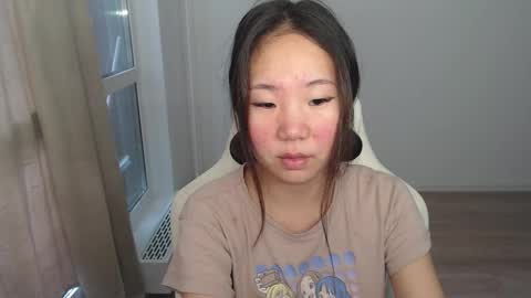 Snapshot of mira_g chatting on February 27, 2025, 12:45 pm mira_g online show from February 27, 2025, 12:45 pm