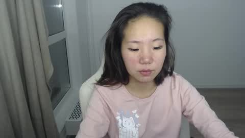 Snapshot of mira_g chatting on March 10, 2025, 4:14 pm mira_g online show from March 10, 2025, 4:14 pm