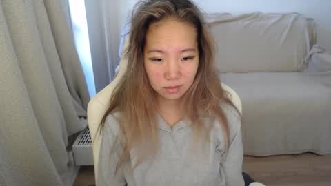 Snapshot of mira_g chatting on September 12, 2025, 6:13 am mira_g online show from September 12, 2025, 6:13 am