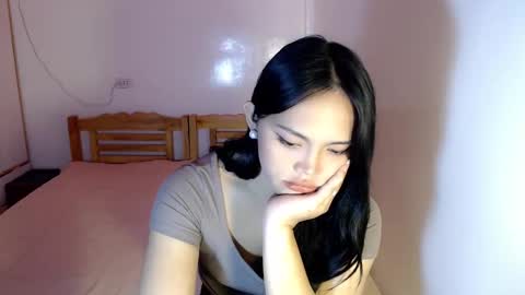 Snapshot of mira_luna222 chatting on December 3, 2024, 6:06 pm Mira Bella online show from December 3, 2024, 6:06 pm