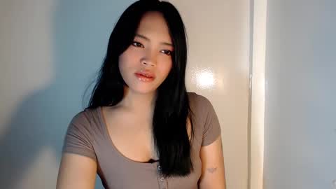 Snapshot of mira_luna222 chatting on December 14, 2024, 11:56 pm Mira Bella online show from December 14, 2024, 11:56 pm