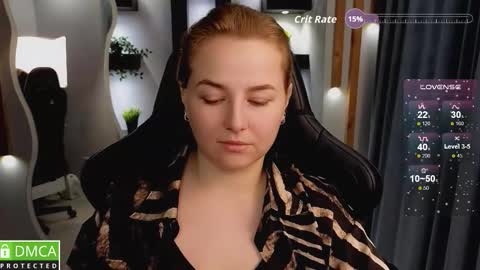 Snapshot of mira_mermayd chatting on October 4, 2025, 1:25 am Mira online show from October 4, 2025, 1:25 am