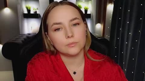 Snapshot of mira_mermayd chatting on January 17, 2026, 1:54 am Mira online show from January 17, 2026, 1:54 am