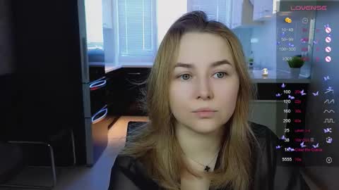 Snapshot of mira_mermayd chatting on February 4, 2026, 8:20 am Mira online show from February 4, 2026, 8:20 am