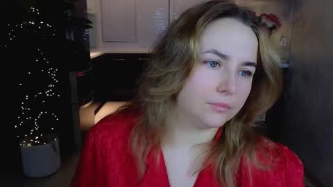 Snapshot of mira_mermayd chatting on February 15, 2026, 1:24 am Mira online show from February 15, 2026, 1:24 am