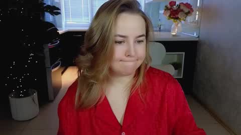 Snapshot of mira_mermayd chatting on February 21, 2026, 8:37 am Mira online show from February 21, 2026, 8:37 am