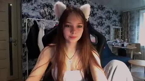 Snapshot of mira_princess chatting on July 18, 2026, 10:41 am MIRAcle online show from July 18, 2026, 10:41 am