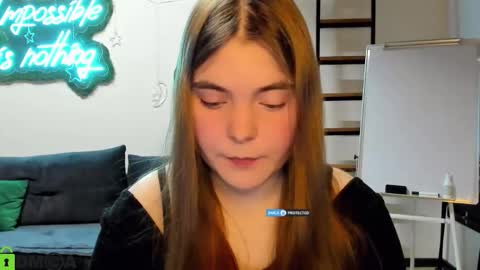 miraa_bloom online show from January 5, 2026, 5:38 pm