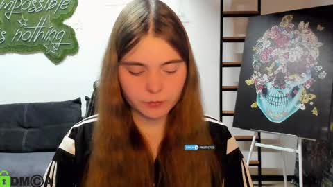 miraa_bloom online show from March 30, 2026, 1:56 pm