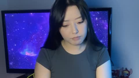 mirafloat online show from October 24, 2025, 2:35 pm