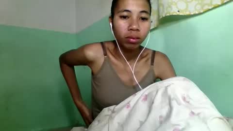 mirah881 online show from September 28, 2025, 5:02 am