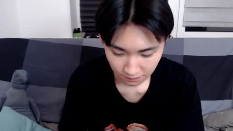 Snapshot of miram_yoo chatting on January 13, 2025, 11:49 pm online show from January 13, 2025, 11:49 pm